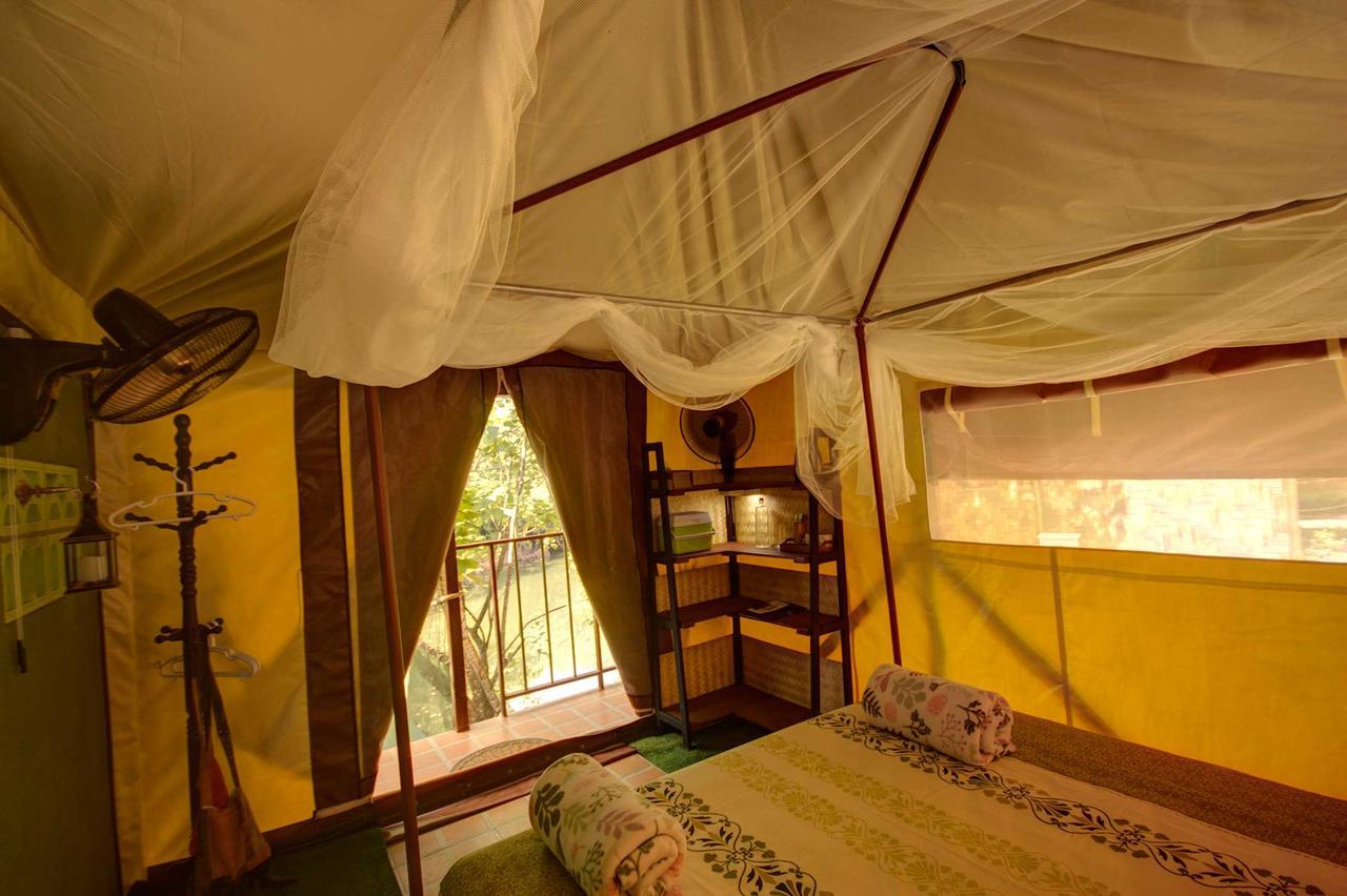 Baan Mae Ying Bungalows & Luxury Glamping Tents Bed & Breakfast Thalang Exterior photo